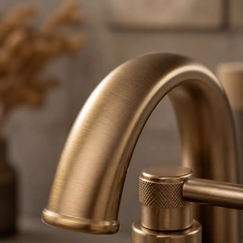 Detalhe de Metais Nobres, acabamento premium Casa Rara